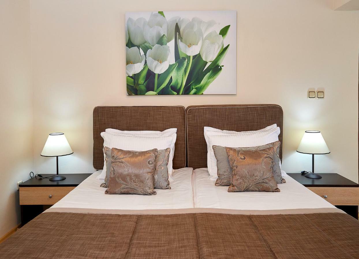 Otel Venus 2*